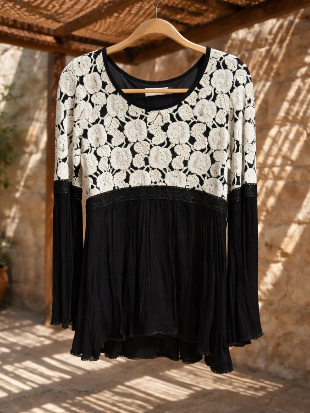 Alter'd State. Lace Yoke Black & Cream Long-Sleeve Women's Tunic/ Mini Dress